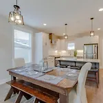Luxurious Extraordinaire Three Bedroom Downtown Action