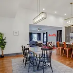 Music Marvel Minutes To Broadway Holiday home Nashville