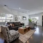 Minutes To Broadway Stunning Townhome * Nashville