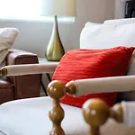 Red Radiance - Hot Tub - Dual Balconies Share Save