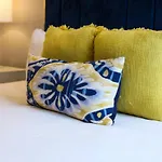 Sapphire Loft 4 Bedroom 4.5 Bath Rooftop Patio *