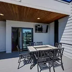 Luxe Rooftop Lounge With Views And Games Holiday home