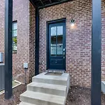 Weho Indie Villa 3 Bedroom 3 Bath Just 1.3 Miles To Geodis