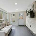 Adorable, Cozy, Private 1bed1bath, Fenced Yard, Sunroom, Deck Holiday home Nashville