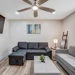 Adorable, Cozy, Private 1bed1bath, Fenced Yard, Sunroom, Deck Holiday home Nashville
