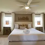 Downtown Dream Extra Bedding Minutes To Broadway