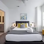 Double Townhomes Elegant Design Big Groups