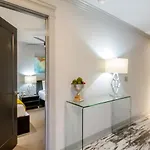 Dual Homes Gulch Superstars Epic Rooftop Holiday home