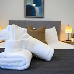 Two Elegant Townhomes Perfect For Large Groups