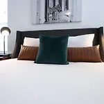 Two Spectacular Homes For Twenty Guests With Outdoor Patio