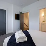 Two Gorgeous Homes Twenty Guests Amazing Location * Nashville