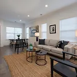 Holiday home Two Gorgeous Homes Twenty Guests Amazing Location Nashville