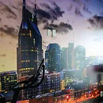 Metro Charm - Rooftop Lounge - Hot Tub Nashville