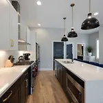 Holiday home Metro Charm - Rooftop Lounge - Hot Tub Nashville