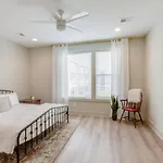 Harmony Of Nashville Dual Townhomes With 14 Beds