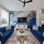 Two Townhomes- Rooftop Lounges- Hot Tub- Game Holiday home Nashville