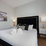 Holiday home Two Townhomes- Rooftop Lounges- Hot Tub- Game Nashville