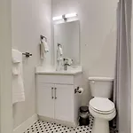 Apartment West End 4 Bd,4bath Walk To Bars-close To Broadway *