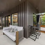Skyline Glory - With Pool In Downtown
