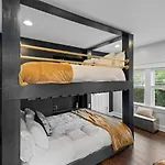 Space Cowboy - Firepit Huge Yard Close2Downtown