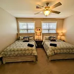 Star Studded - Near Music Row- Private Balcony *