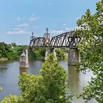 On The River - River Views Walk To Broadway * Nashville