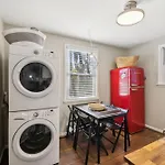 Avalon Close To Downtown And Park Free