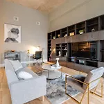 5M601- Lux Living In This 6Th Floor Condo