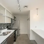 5m222- Unfurnished Amazing Layout Holiday home *