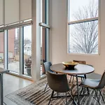 5m102 Two-story 2br 2ba Work Live *