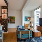 Artsy Retreat 30day Min W Wifi Ac Parking Tv Furnished Rooftop 3455 Holiday home