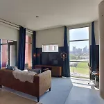 5M306- Mid Century Modern Condo