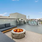 The Trillium & The Iris - 2 Homes 6 Bedrooms Nashville