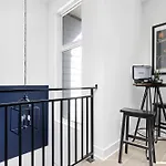 Holiday home The Trillium & The Iris - 2 Homes 6 Bedrooms *