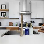 Holiday home The Trillium & The Iris - 2 Homes 6 Bedrooms