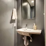 Holiday home 5m332- Sleek And Spacious In East *