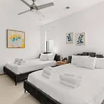 Holiday home Myrtle One *