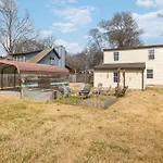 Big Cozy House 3 Mi To Downtown With Outdoor Fire Pit