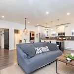 Broadway Breeze Escape Modern Nashville Comfort Holiday home