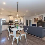 Holiday home Broadway Breeze Escape Modern Nashville Comfort