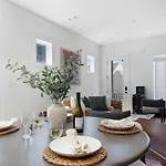 The Willie - Newly Redesigned, Game & Rooftop Holiday home Nashville