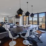 121 Floor 3 Buyout By Avantstay Entire Third Floor Buyout Of 121 Sleeps 18 Nashville