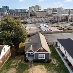 Mystic Pearls - 2 Units - Next To Broadway