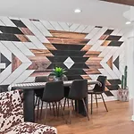 Holiday home Vibrant Multi Building That Sleeps 48 With 7 Units *