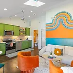 Vibrant Multi Building That Sleeps 48 With 7 Units * Nashville
