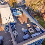 Holiday home Twin Homes Rooftop Deck Hot Tub Outdoor Kitchen Nashville