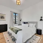 Holiday home Twin Homes Rooftop Deck Hot Tub Outdoor Kitchen Nashville