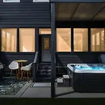 Holiday home Sophisticated Sanctuary Hot Tub Outdoor Haven Nashville