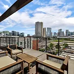 Beverly Nash Downtown, Incredible Skyline Views, Walk To Broadway! Holiday home *