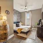 Holiday home The Tennessee Whiskey In West End-vandy- Uber To Broadway